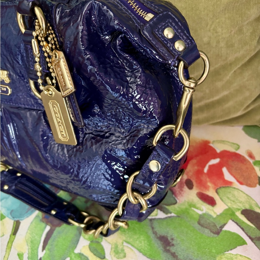 Coach Patent Leather Satchel in Deep Navy Blue with Gold Hardware - Picture 5 of 11